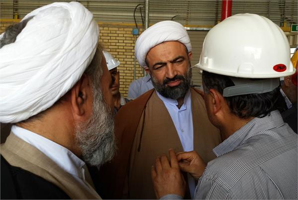 بازدید نمایندگان عضو کمیسیون اصل ٩٠ مجلس از عسلویه