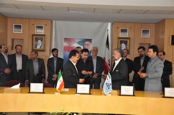 امضای قرارداد آینده نگاری صنعت پتروشیمی بین جهاد دانشگاه و شرکت ملی صنایع پتروشیمی 8