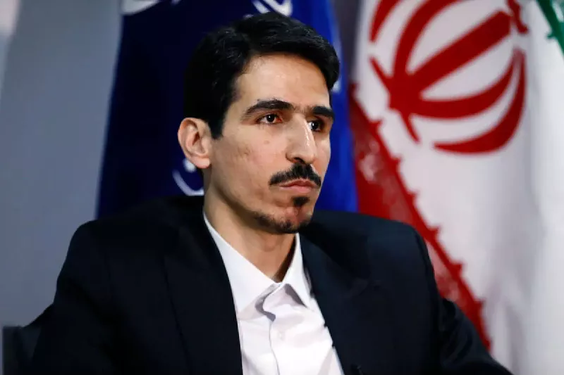لزوم حمایت از کارکنان صنعت پتروشیمی در مسیر بازسازی ونوسازی مجتمع های پتروشیمی