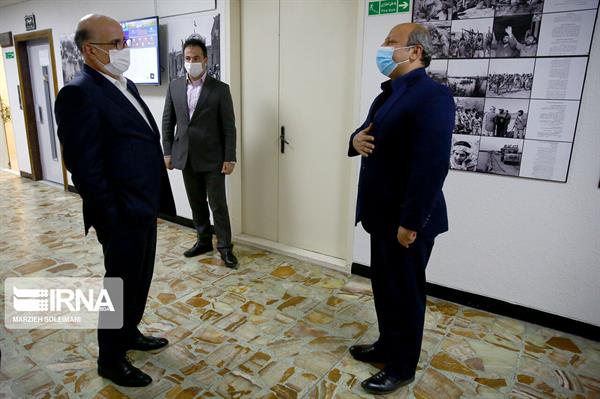 بازدید مدیرعامل شرکت ملی صنایع پتروشیمی از ایرنا 3