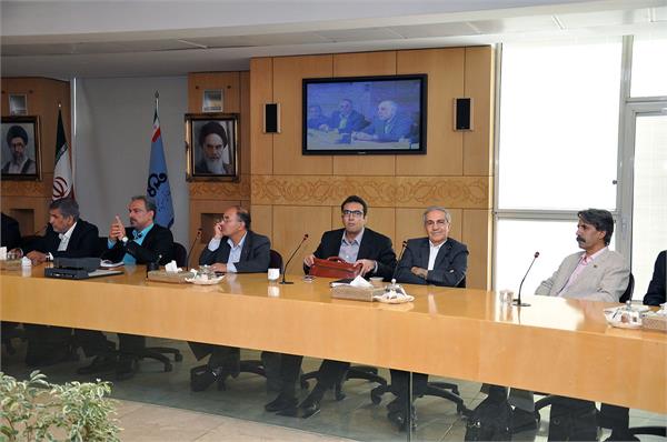 نشست روسای روابط عمومی صنایع پتروشیمی با مدیرعامل شرکت ملی صنایع پتروشیمی  6