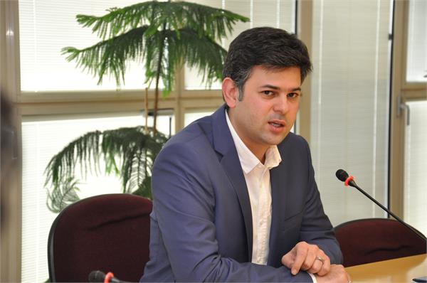 نشست خبری ایران پلاست 10