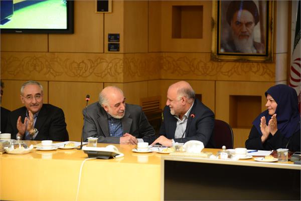 Amir Rashidimoghaddam 10