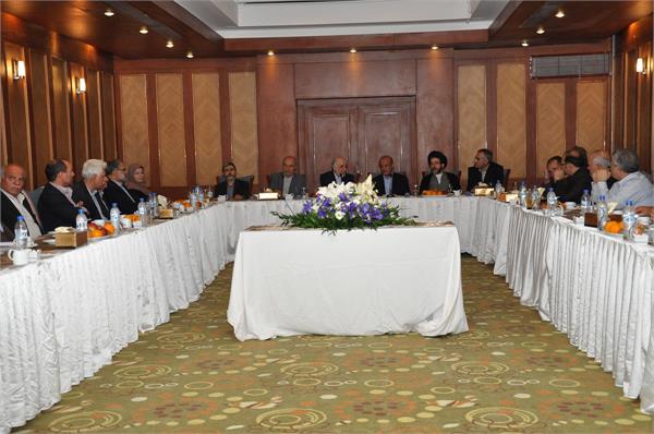 بیست و دومین نشست مدیران عامل شرکت های تولیدی پتروشیمی در شیراز 3