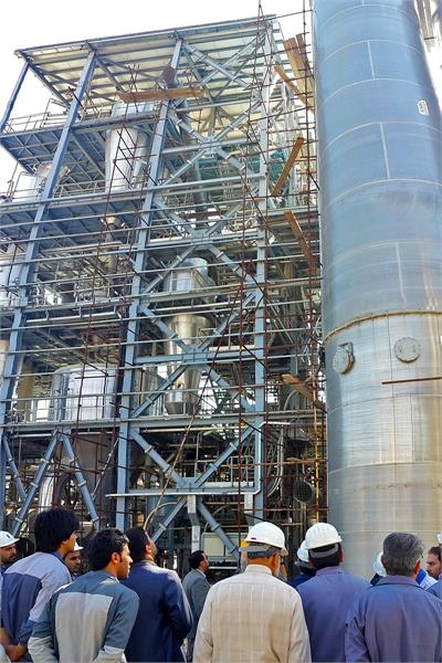بازدید معاون مدیرعامل شرکت ملی صنایع پتروشیمی از پتروشیمی هگمتانه 8
