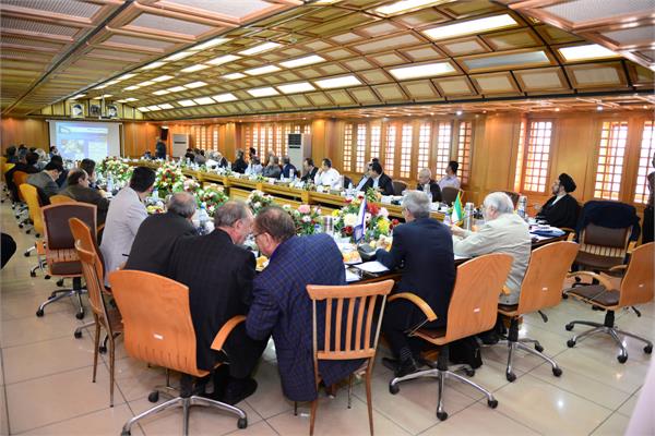 Amir Rashidimoghaddam 9