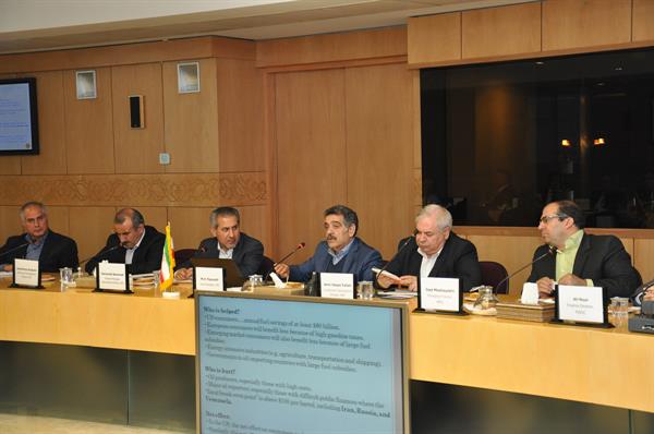 نشست هئیت هلندی با مدیران ارشد شرکت ملی صنایع پتروشیمی 13