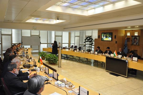 نشست مشترک مهندس پیوندی با مدیران نفت و گاز هند 10