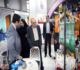بازدید دکتر نجفی عرب رییس اتاق بازرگانی تهران از نوزدهمین نمایشگاه بین المللی ایران پلاست 25