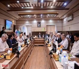 جلسه با مدیران طرح های پتروشیمی در منطقه مکران 12