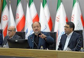 بررسی موانع تولید و تأمین مالی طرح‌های شرکت‌های تابعه هلدینگ خلیج‌فارس