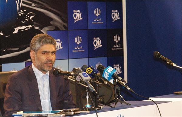 نشست خبری مهندس بیات در نمایشگاه هفدهم نفت، گاز، پالایش و پتروشیمی 2