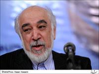 نشست خبری مهندس شعری مقدم در حاشیه نمایشگاه نفت، گاز و پتروشیمی 12