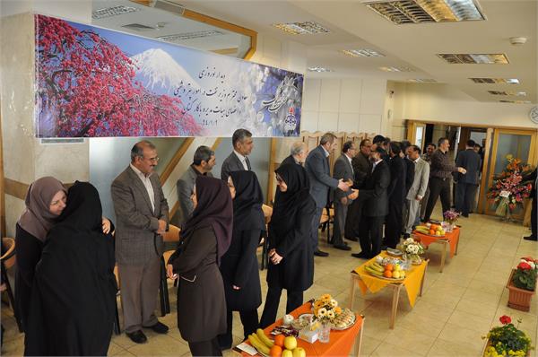 دیدار نوروزی مدیرعامل با کارکنان در سال 94 5