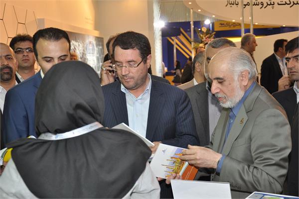 بازدید اعضای کمیسیون صنایع مجلس شورای اسلامی از ایران پلاست نهم 1