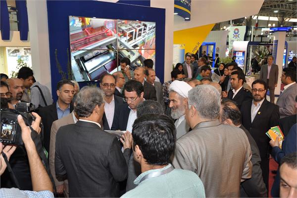 بازدید اعضای کمیسیون صنایع مجلس شورای اسلامی از ایران پلاست نهم 5