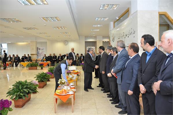 دیدار نوروزی مدیرعامل شرکت ملی صنایع پتروشیمی با مدیران و کارکنان 5