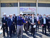 بازدید سرمایه گذاران و مدیران هلدینگ ها و شرکت های پتروشیمی از واحد تولید نیمه صنعتی پروپیلن از متانول 11