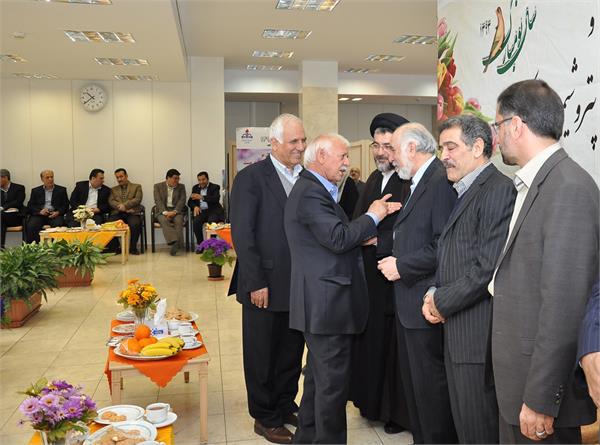 دیدار نوروزی مدیرعامل شرکت ملی صنایع پتروشیمی با مدیران و کارکنان 4