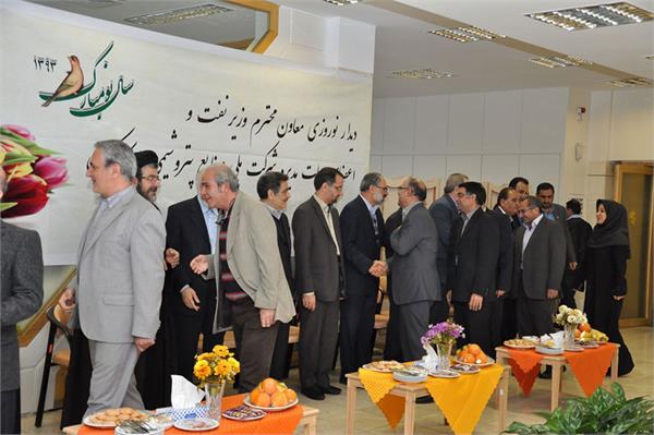 دیدار نوروزی مدیرعامل شرکت ملی صنایع پتروشیمی با مدیران و کارکنان 1