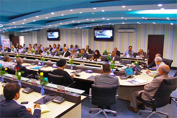 ششمین گردهمایی مدیران عامل شرکت های پتروشیمی منطقه ویژه اقتصادی ماهشهر  7