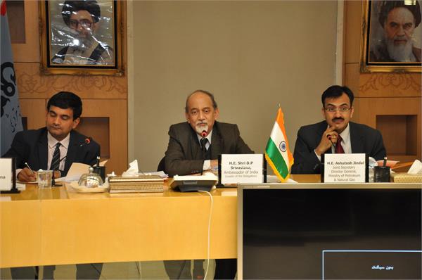 نشست مشترک مهندس پیوندی با مدیران نفت و گاز هند 5