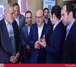 بازدید معاون وزیر نفت ومدیر عامل شرکت ملی صنایع پتروشیمی از نمایشگاه شرکت‌های دانش‌بنیان و استارت‌آپ‌های صنعت نفت 9