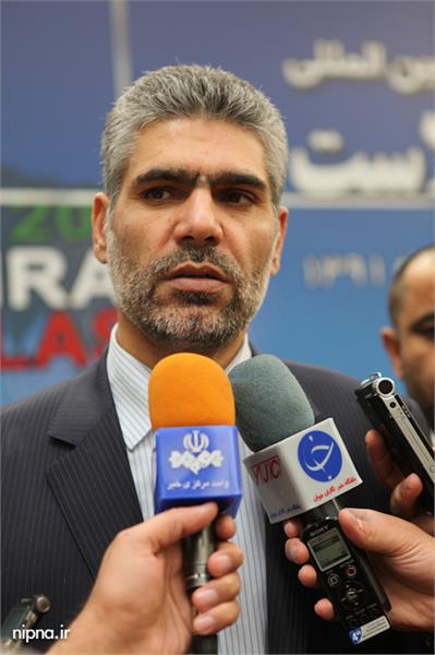 نشست خبری مهندس بیات، مدیرعامل شرکت ملی صنایع پتروشیمی در حاشیه نمایشگاه ایران پلاست 7