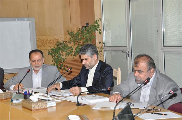 برگزاری جلسه هیات مدیره شرکت ملی صنایع پتروشیمی با حضور وزیر نفت 7