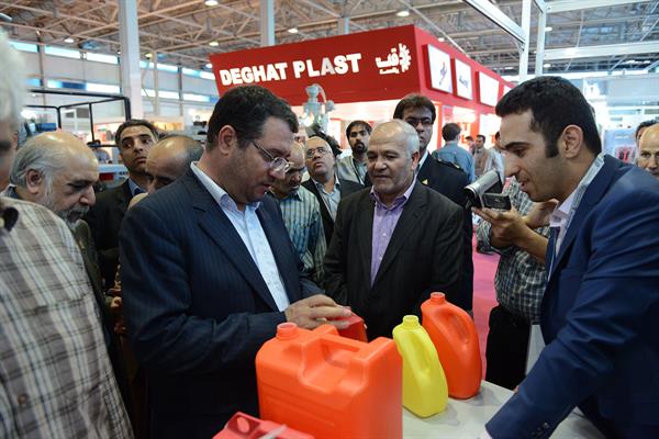 بازدید اعضای کمیسیون صنایع مجلس شورای اسلامی از ایران پلاست نهم 20