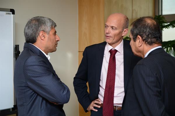 نشست هیئت اسپانیایی با مدیرعامل شرکت ملی صنایع پتروشیمی 9