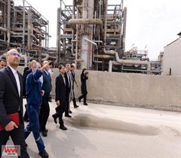 بازدید معاون وزیر نفت و مدیرعامل شرکت ملی صنایع پتروشیمی از مجتمع پتروشیمی پارس 2