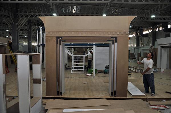 ایران پلاست نهم جان می گیرد / دومین روز غرفه سازی نمایشگاه ایران پلاست 6