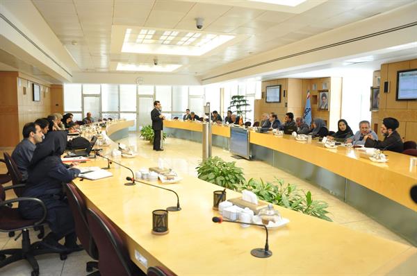 دوازدهمین جلسه کمیته راهبری برنامه ریزی استراتژیک شرکت ملی صنایع پتروشیمی 12