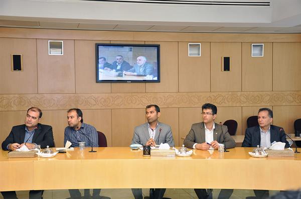 نشست روسای روابط عمومی صنایع پتروشیمی با مدیرعامل شرکت ملی صنایع پتروشیمی  11