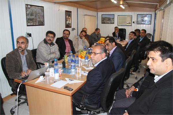 بازدید مدیرعامل شرکت ملی صنایع پتروشیمی از طرح های پتروشیمی منطقه ماهشهر 17