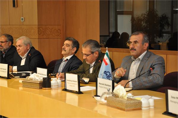 نشست مشترک مهندس پیوندی با مدیران نفت و گاز هند 6