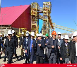 بازدید معاون وزیر نفت و مدیرعامل شرکت ملی صنایع پتروشیمی از طرح پتروشیمی لردگان-97/11/2 10