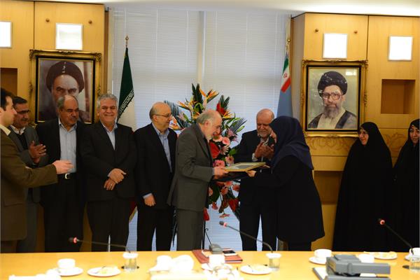 Amir Rashidimoghaddam 24