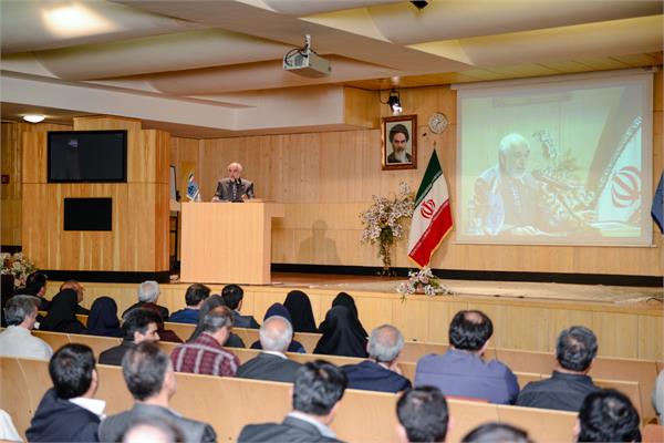 نشست مهندس شعری مقدم با کارکنان 3