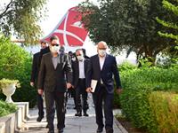 بازدید سرمایه گذاران و مدیران هلدینگ ها و شرکت های پتروشیمی از واحد تولید نیمه صنعتی پروپیلن از متانول 4