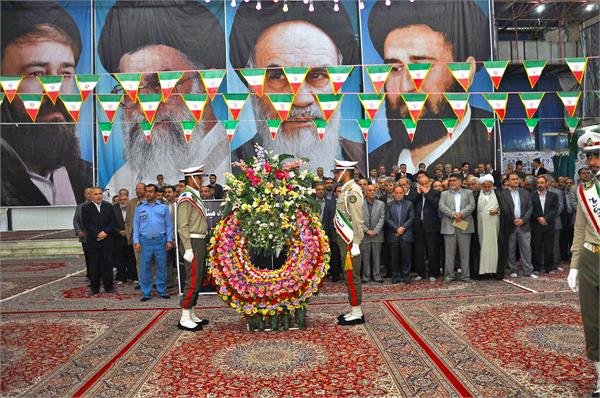 تجدید بیعت کارکنان و مدیران صنعت نفت با آرمانهای امام خمینی (ره) 2