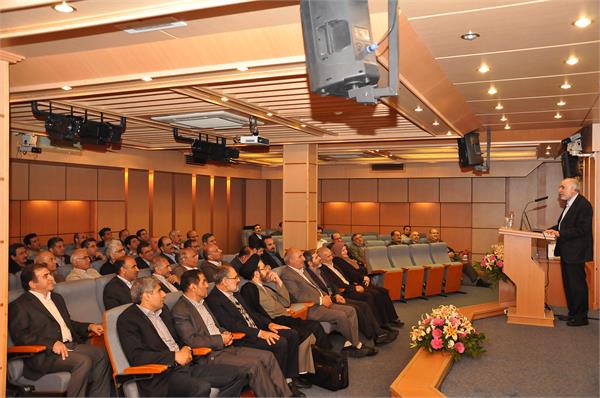 بیست و دومین نشست مدیران عامل شرکت های تولیدی پتروشیمی در شیراز 2