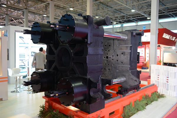 دومین روز نمایشگاه ایران پلاست - 02 17