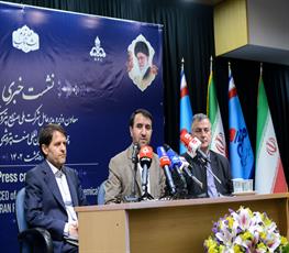 گزارش تصویری نشست خبری چهاردهمین همایش بین‌المللی صنعت پتروشیمی ایران با حضور معاون وزیر نفت و مدیر عامل شرکت ملی صنایع پتروشیمی  9