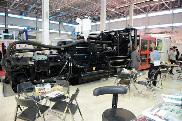 دومین روز نمایشگاه ایران پلاست - 02 4