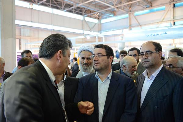 بازدید اعضای کمیسیون صنایع مجلس شورای اسلامی از ایران پلاست نهم 14