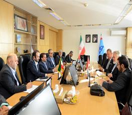 دیدار مدیرعامل شرکت ملی صنایع پتروشیمی با هیات اقتصادی و نماینده مجلس ترکیه 4