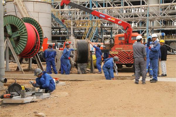 بازدید مدیرعامل شرکت ملی صنایع پتروشیمی از طرح های پتروشیمی منطقه ماهشهر 10