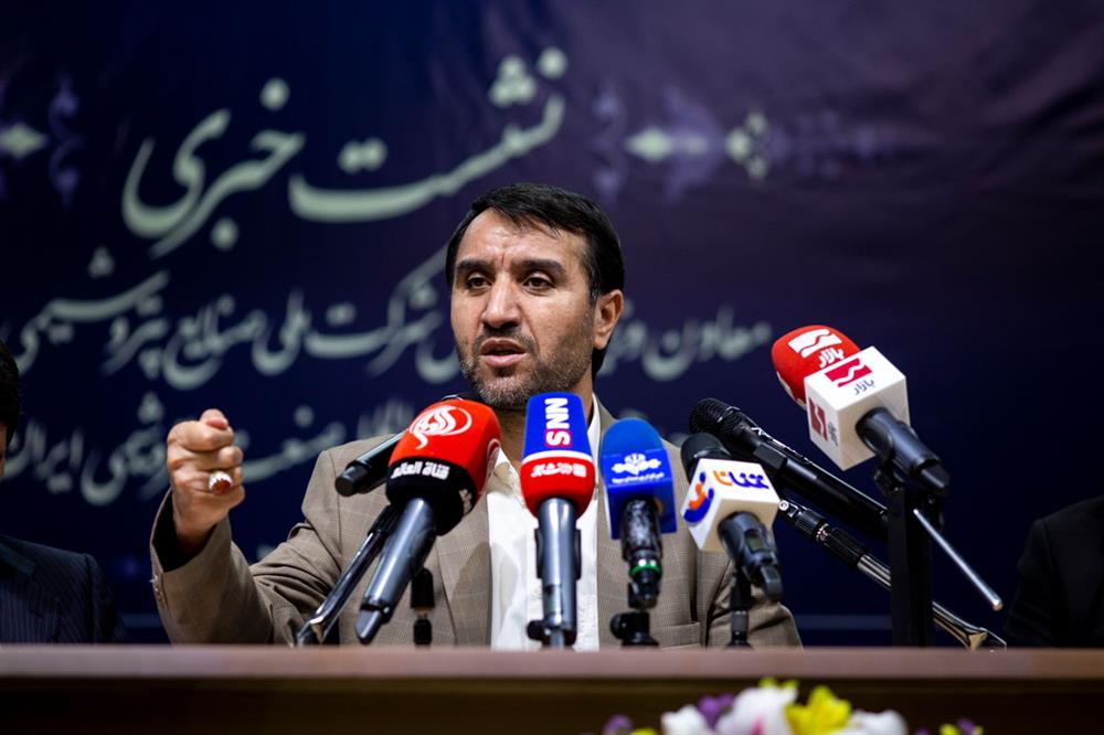 پایداری خوراک صنعت پتروشیمی یکی از فرصت های بزرگ این صنعت است/ امسال به‌طور میانگین هر ماه یک طرح پتروشیمی به بهره برداری می رسد